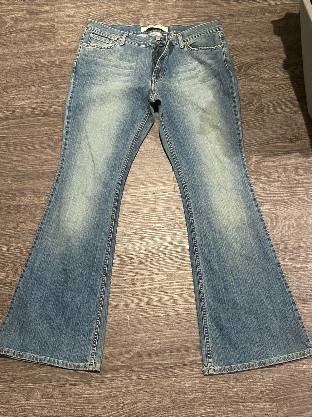 Mossimo Denim Flare Jeans Y2K Light Wash Stretch Low Rise Size 15 - Picture 2 of 7